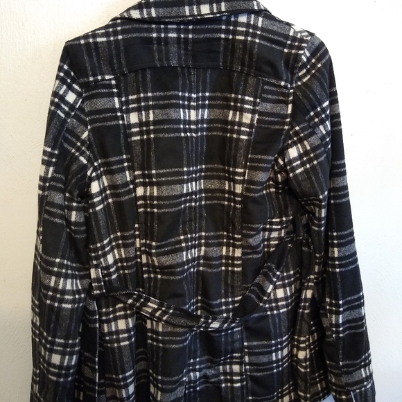 Winter coat - Picture 2 of 2